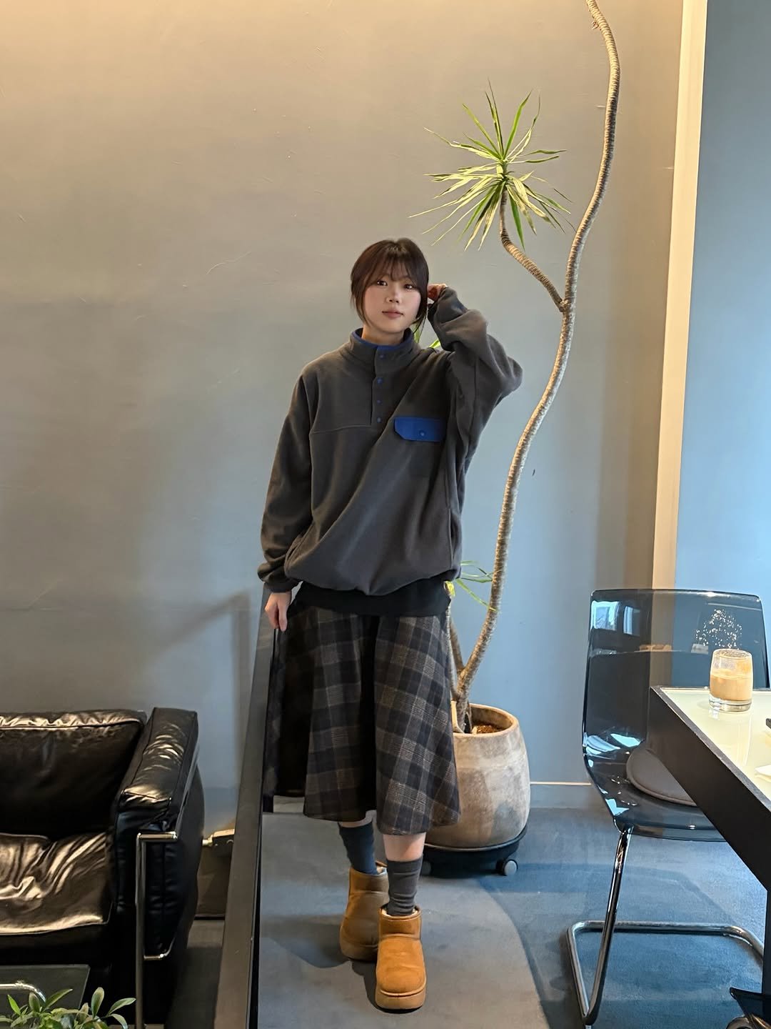 sungchae_y0y 게시물 이미지: #AD @whoaukorea 
산은 안 가지만 산책은 좋아 girl의
그래놀라걸...