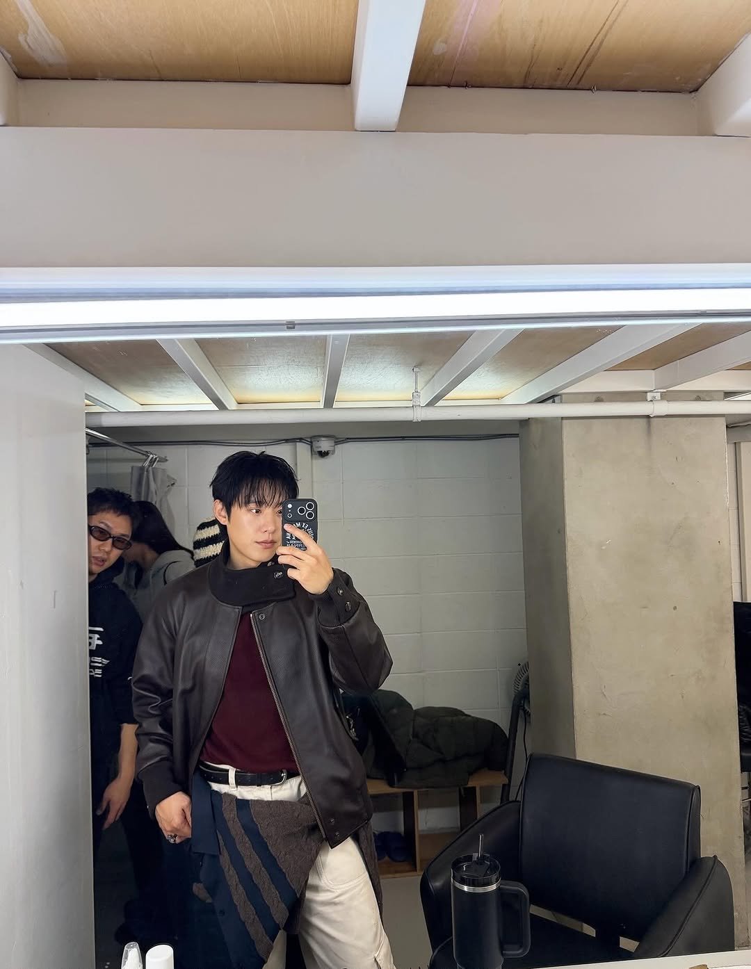 sungcheol2 게시물 이미지: 😎