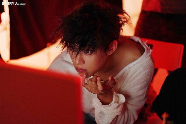 sungcheol2 게시물 이미지: Cheo L lawlie(gh)t