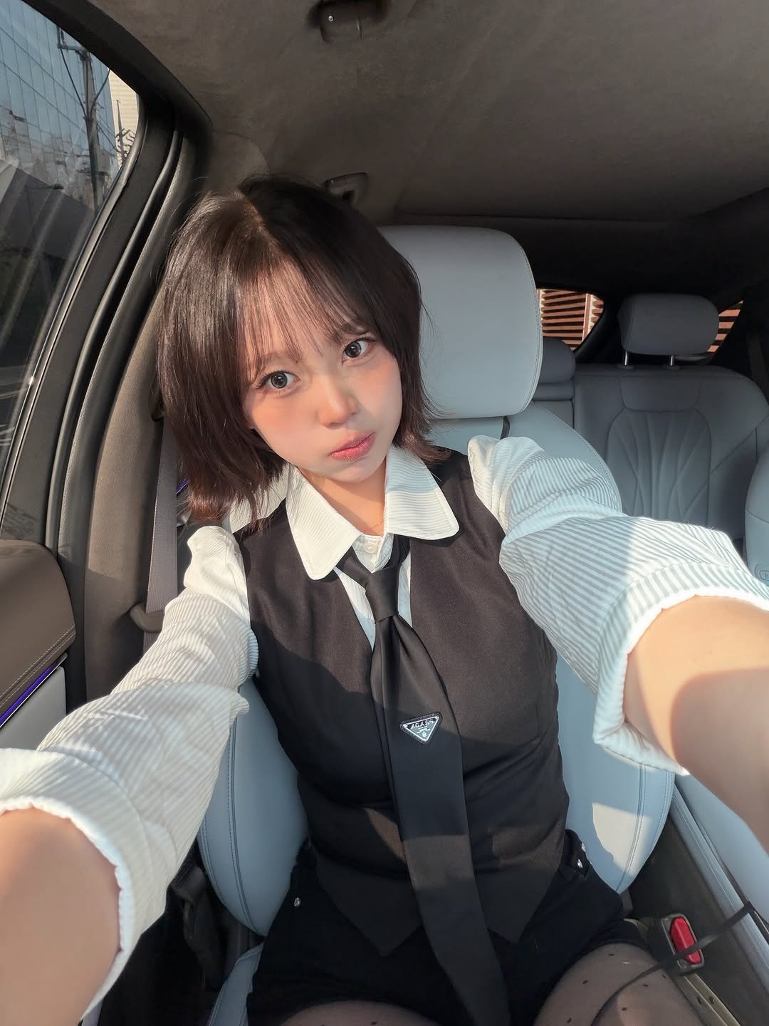 Photo by 미선짱 on January 20, 2026. May be a selfie of one or more people, hair, miniskirt, seatbelt and text.