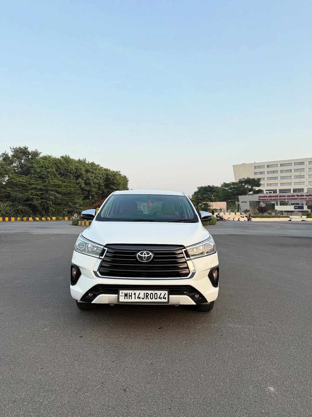 Photo by Sunny Car on November 10, 2025. May be an image of car, wheel, windshield, road and text.