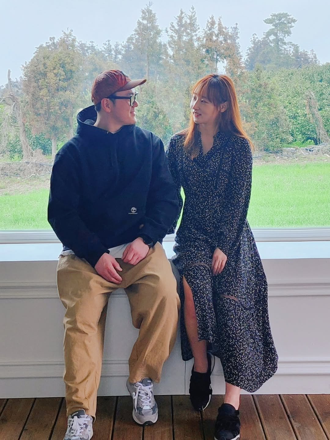 Photo by Sunny🌞 on December 17, 2025. May be an image of raincoat and parka.