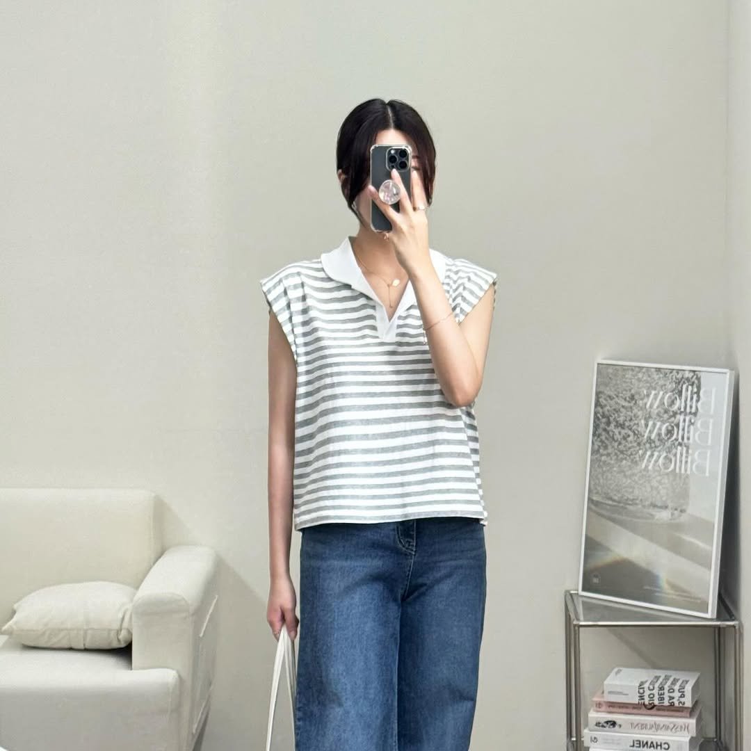 Photo by 김지선 on July 30, 2025. May be an image of 1 person, top and text.