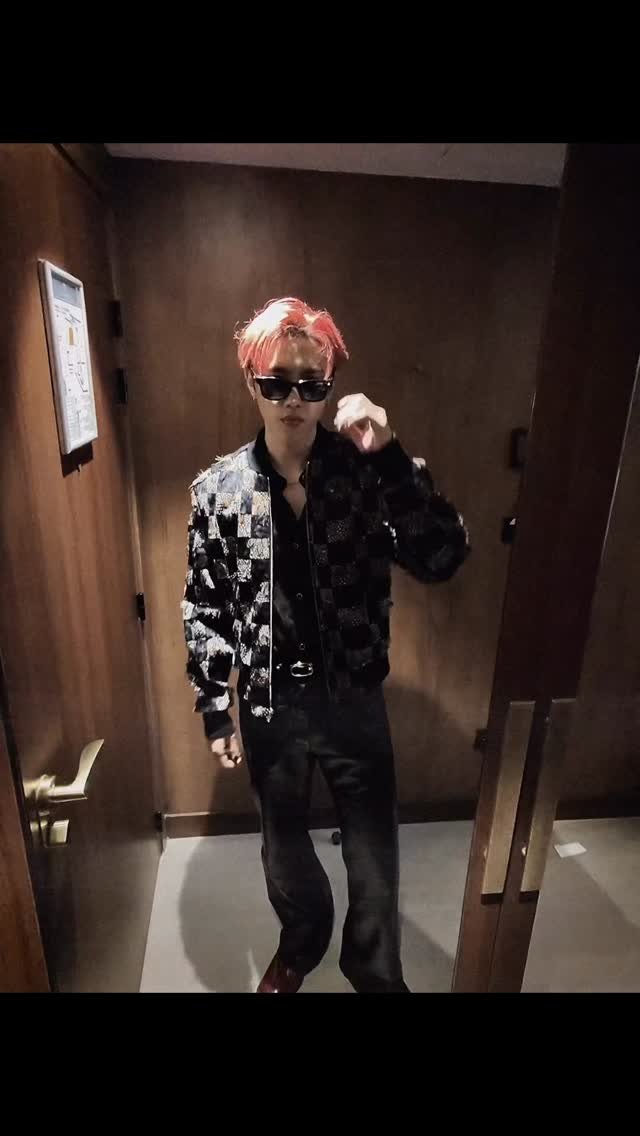 sunwoo 게시물 이미지: 😎

This Reels was shot and edited at the...