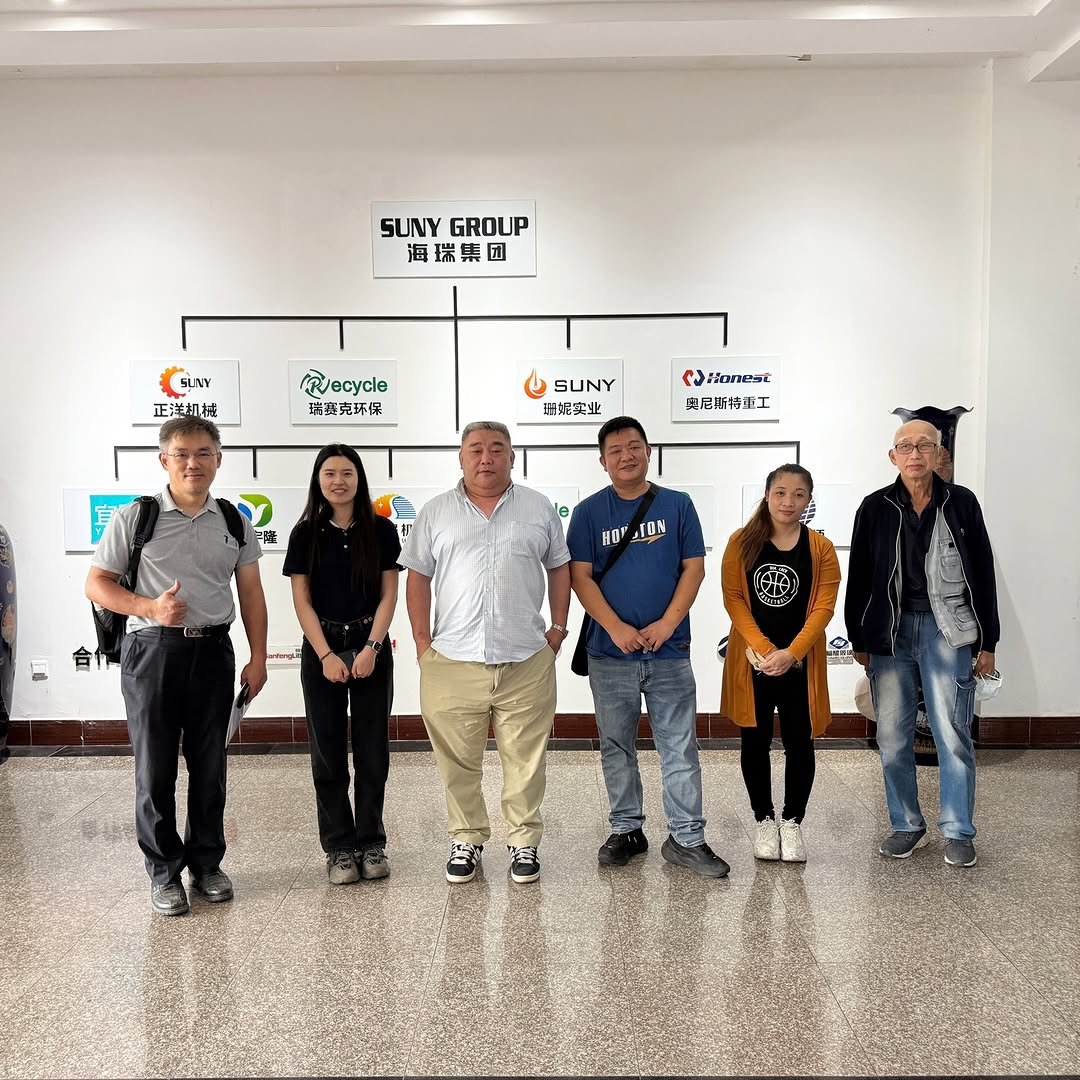 Photo by Suny Recycle Machinery on December 31, 2025. May be an image of standing and text.