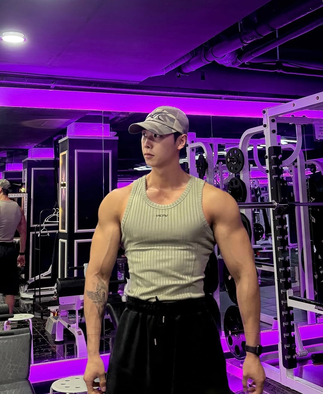 superbody__gun 게시물 이미지: 가냘픈 팔 채우기 
채울곳이 너무 많은데 채워지면 어떨지 기대도 된다
190꽉꽉...