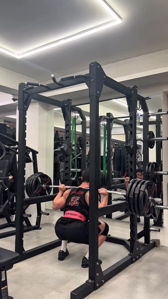 superbody__jin 게시물 이미지: 유럽 출장후 한국 시차적응 완료🔥

@zerotohero.official 
새로나온...