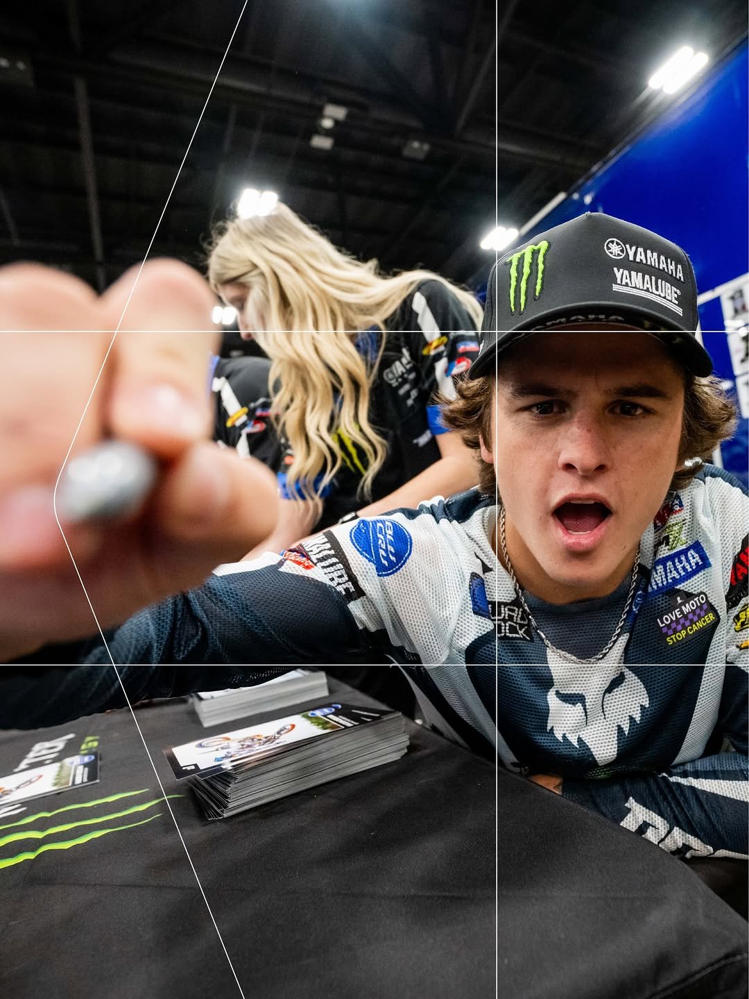 supercrosslive 게시물 이미지: Rule of thirds 📸⁣
⁣
#SMX #SupercrossLIVE #ProMotocross