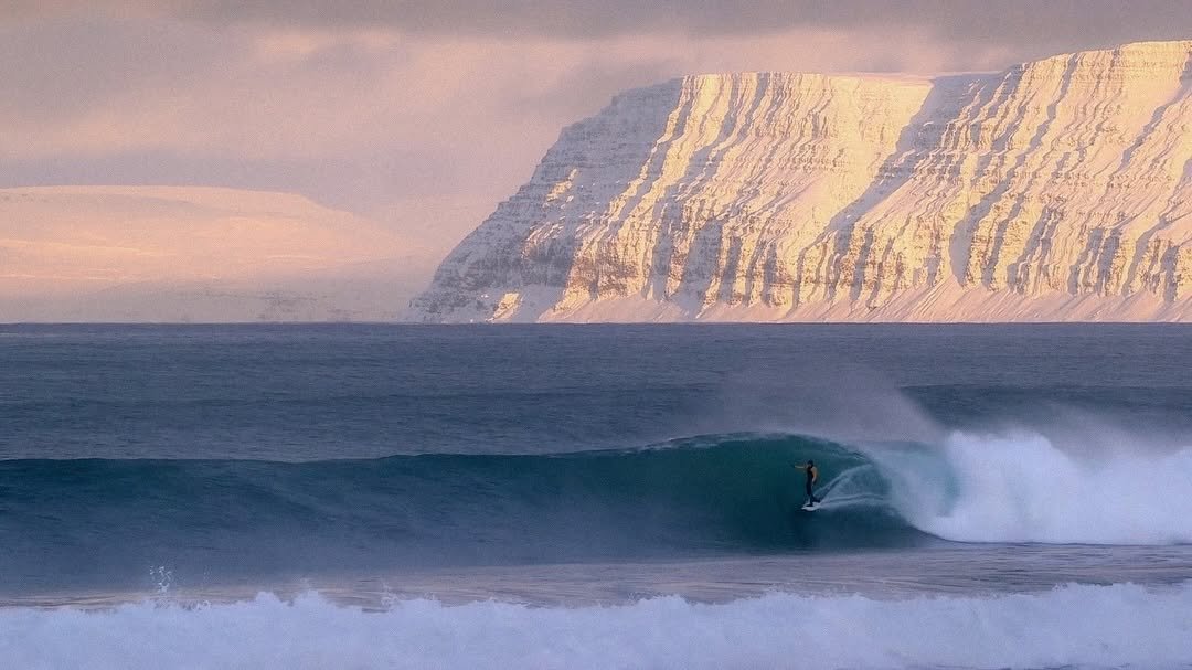 surferfilms 게시물 이미지: Wallow in a few frames from the Arctic: Rugged...