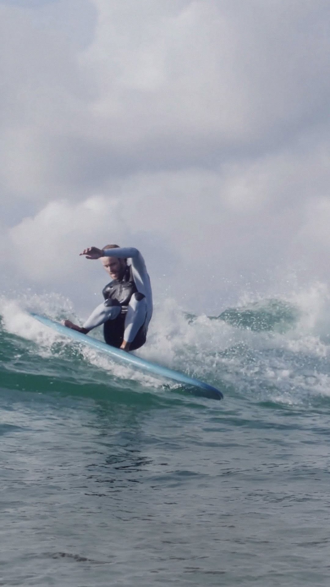 surferfilms 게시물 이미지: Conversations with a surfing wizard 🧙‍♂️...