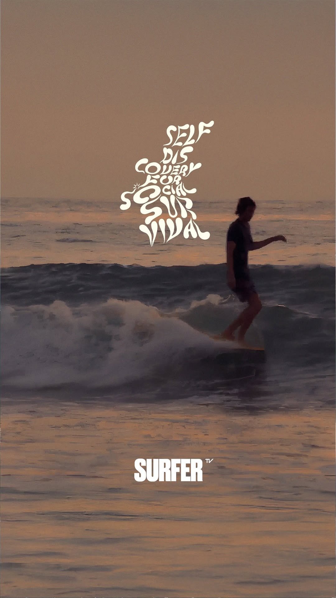 surferfilms 게시물 이미지: Last surf of the year—daylight slipping away,...