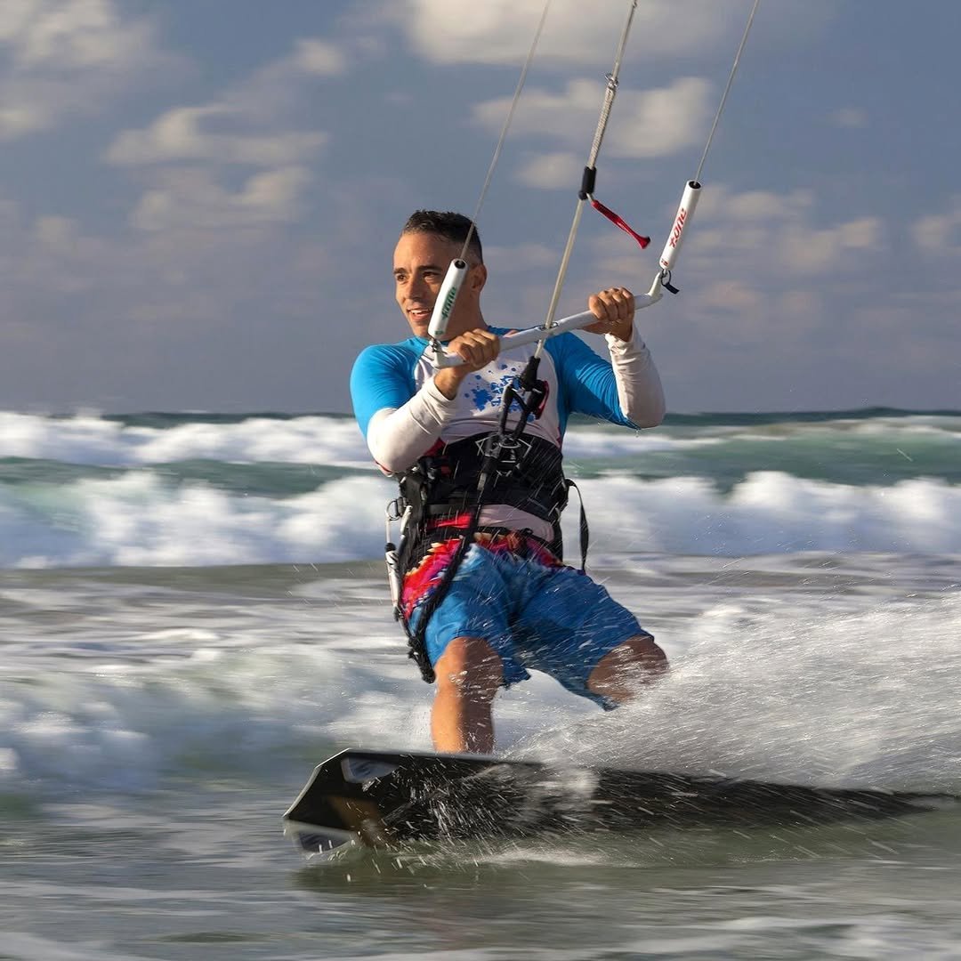 Israeli kitesurfer killed as violent storm slams Bat Yam coast