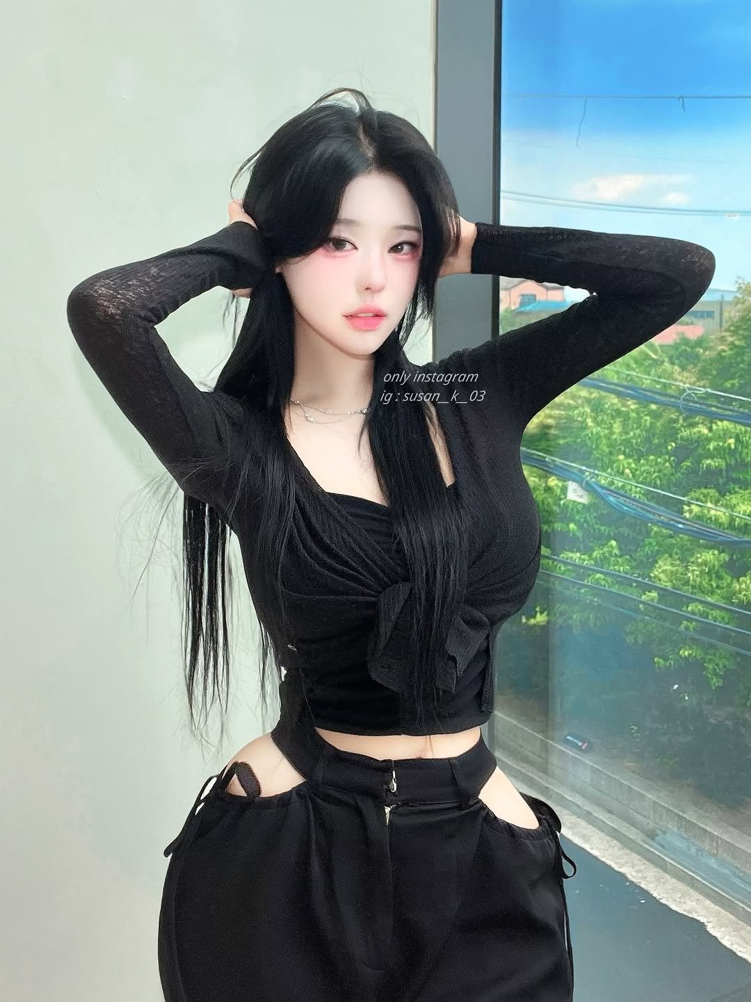 Photo shared by 셩셩 on July 23, 2025 tagging @susan__k__03, @dusfuxxd, and @ssu__k__03.