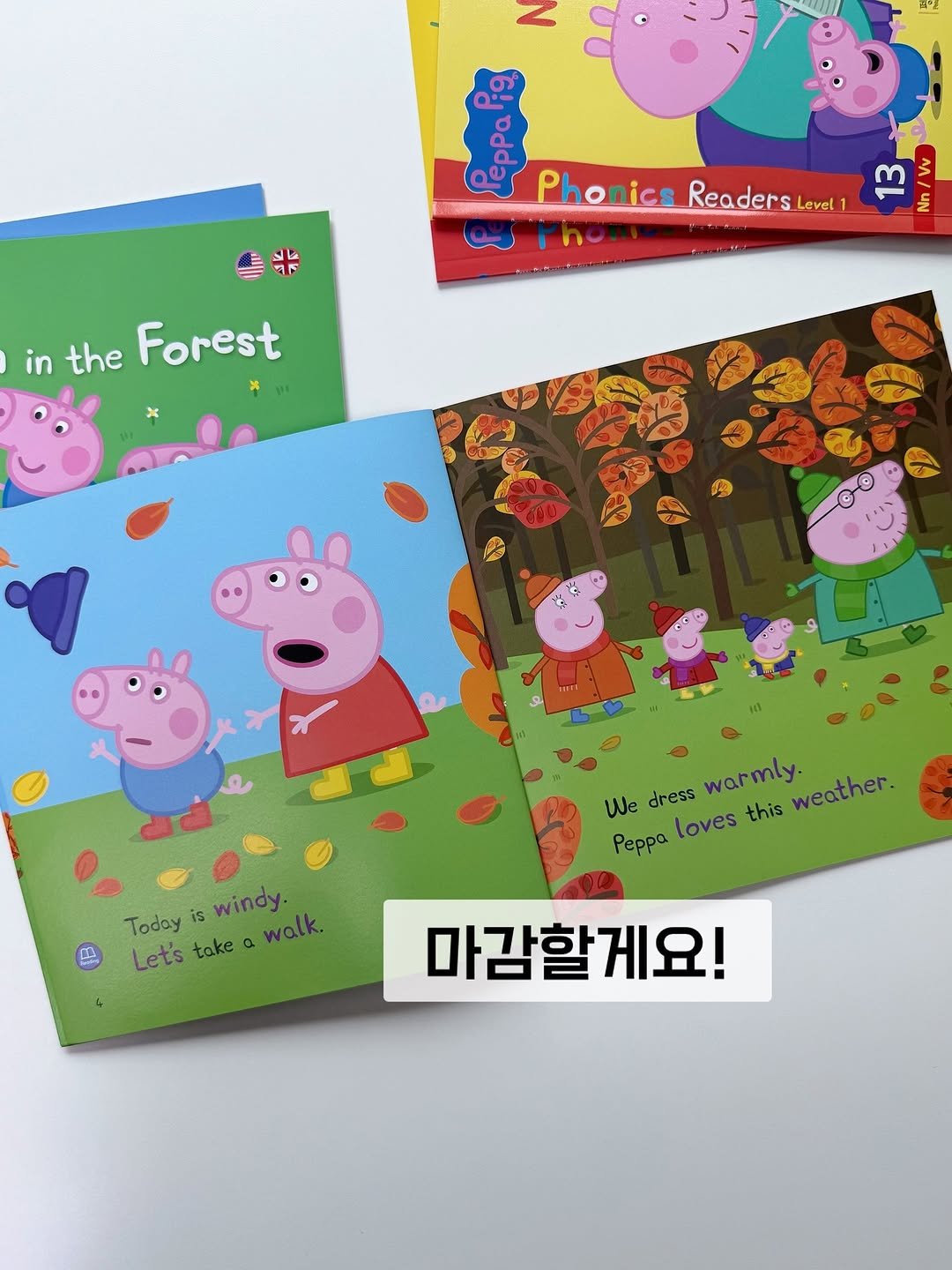Photo by 책육아.엄마표영어 by 수수맘 김연주 on September 24, 2025. May be a cartoon of ‎card, book and ‎text that says '‎۲ ကညပ የዓ. o Phonics Readers PhonicsReadersLovel1 Rea ders Level] فاك 내N in the Forest 四 We Peppalovesthis Peppa. loves Wedresswarmly. this dress warmly. weather. Today is windy. et's take a walk. 마감할게요!‎'‎‎.