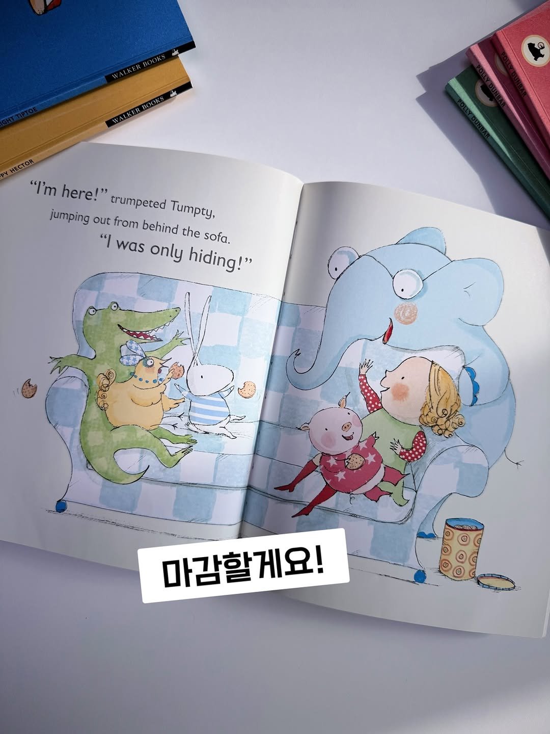 Photo by 책육아.엄마표영어 by 수수맘 김연주 on December 26, 2025. May be an illustration of diary, book and text that says '"I'm here!" trumpeted Tumpty, jumping out from behind the sofa. "I was only hiding!" OO O 마감할게요!'.