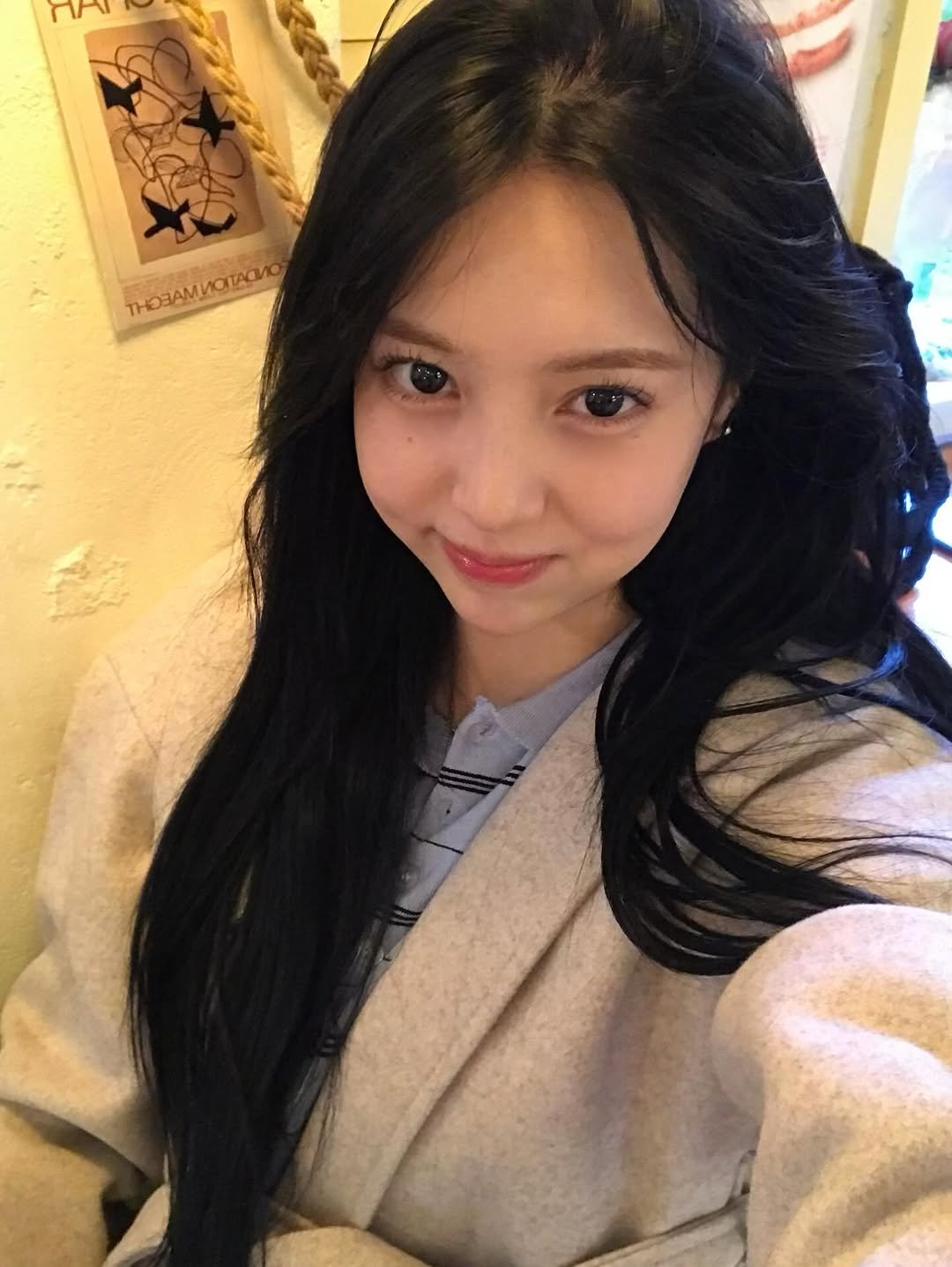 suwxddl 게시물 이미지: 두쫀쿠 세 개 먹었어......🤌🏻