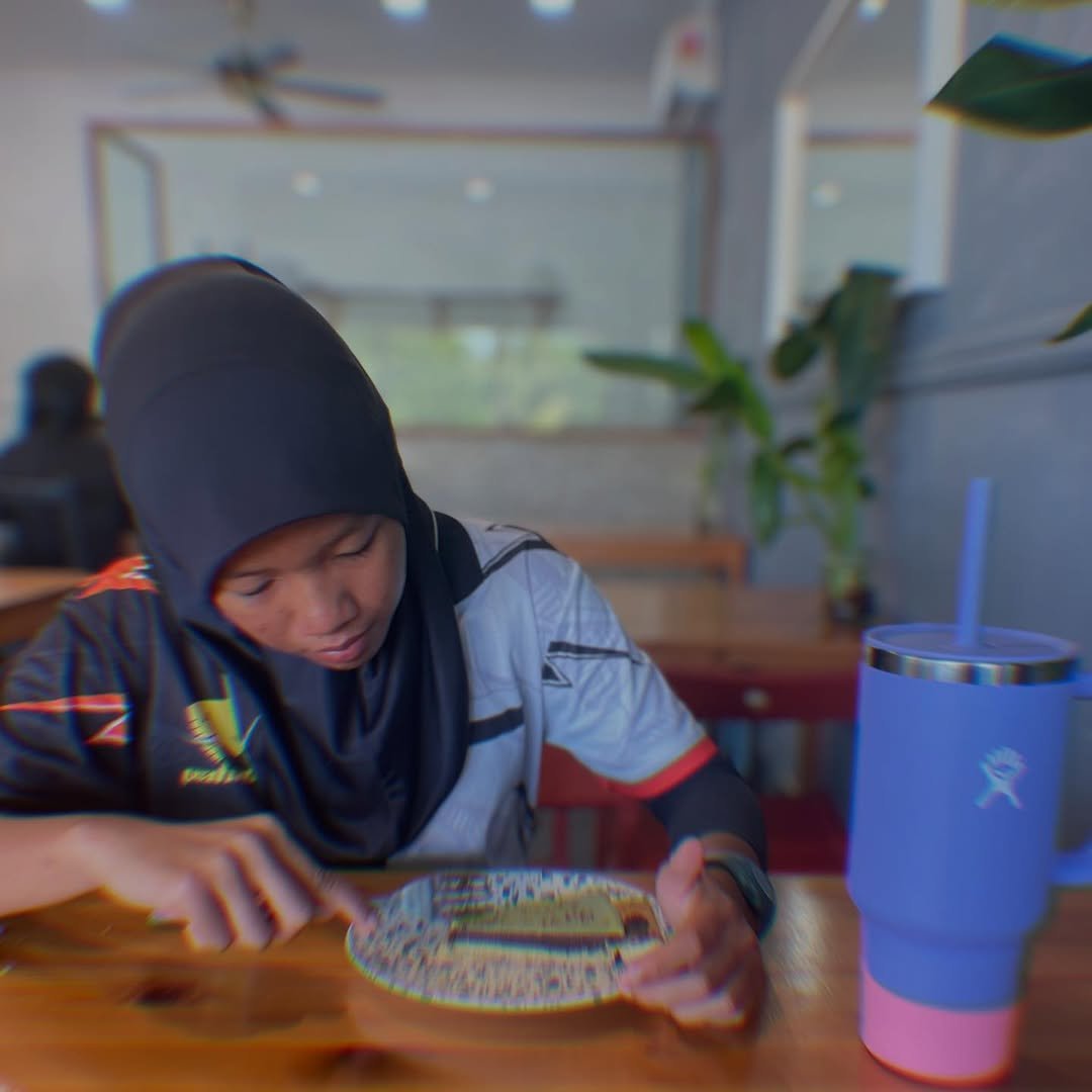 Photo shared by suya on April 24, 2025 tagging @azwardi.