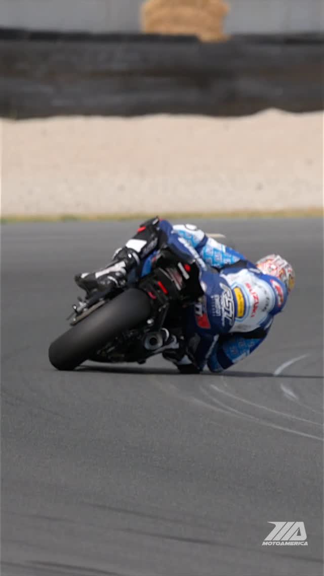 suzukicycles 게시물 이미지: Just another day at the office — dragging...