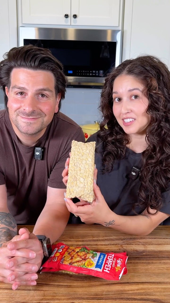 sweetsimplevegan 게시물 이미지: WHAT IS TEMPEH?! It’s an underrated plant...