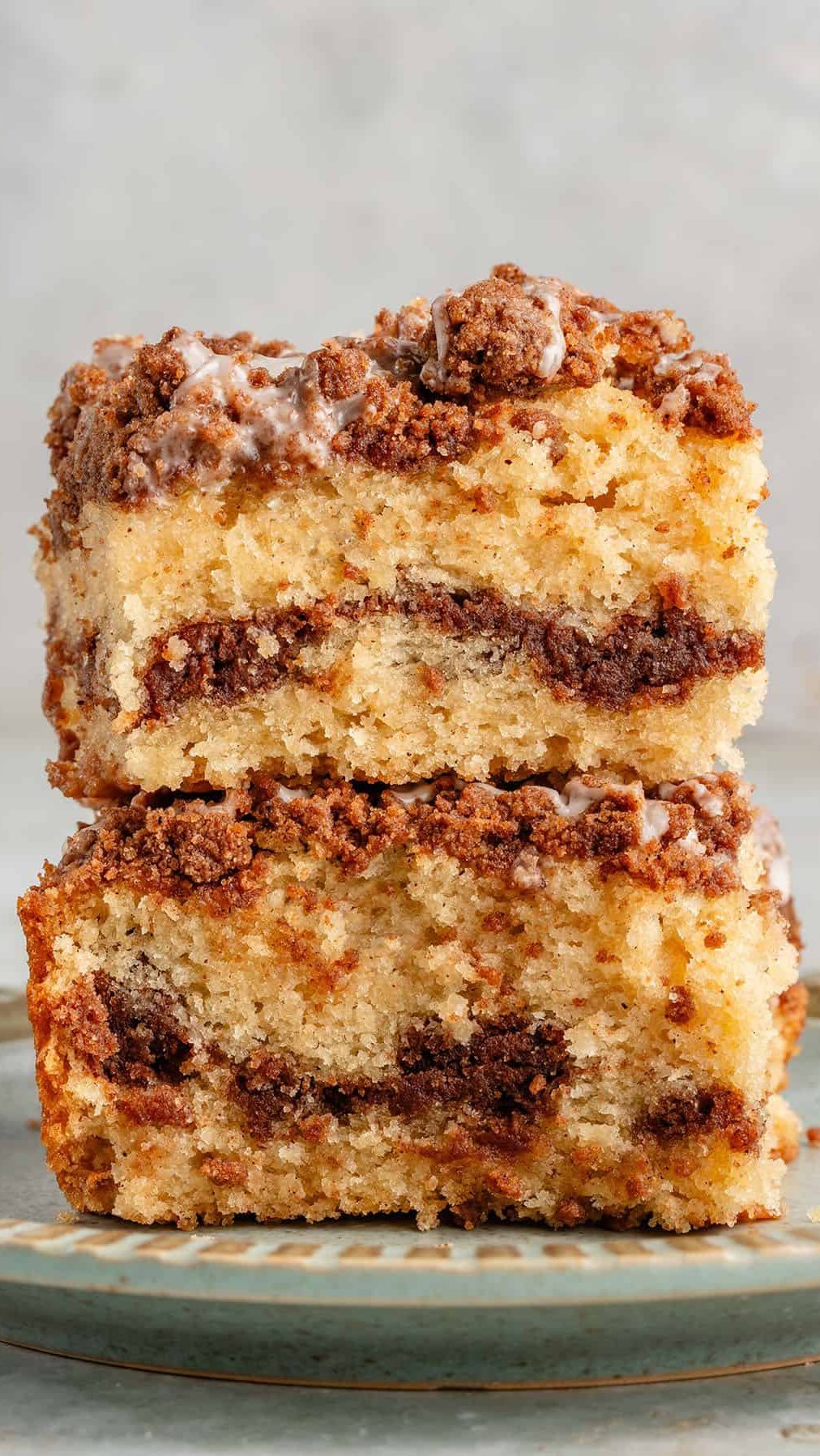 sweetsimplevegan 게시물 이미지: THE BEST COFFEE CAKE to celebrate National...