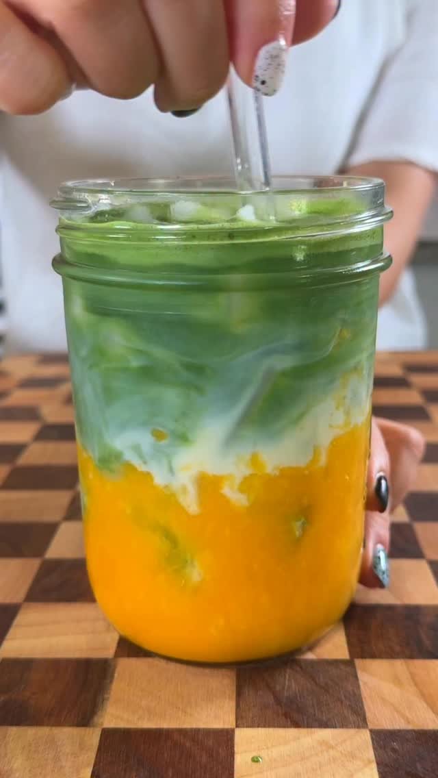 sweetsimplevegan 게시물 이미지: Mango Matcha Latte 🧡🥭

Welcome back to Matcha...