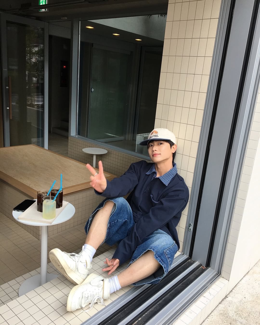 Photo by 수환/캐리츠 on April 04, 2025.