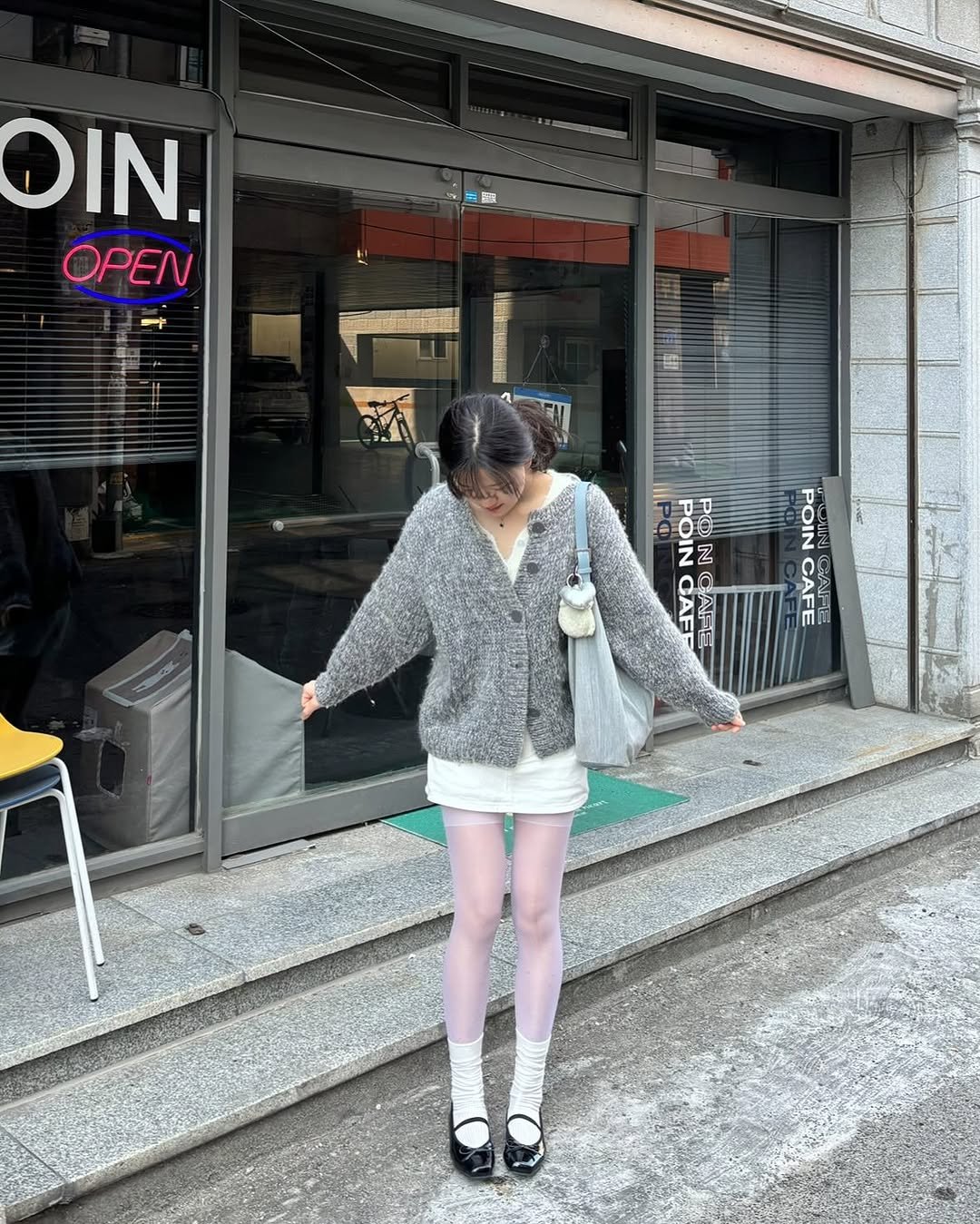 Photo shared by 세영 on March 07, 2025 tagging @sappun_korea.