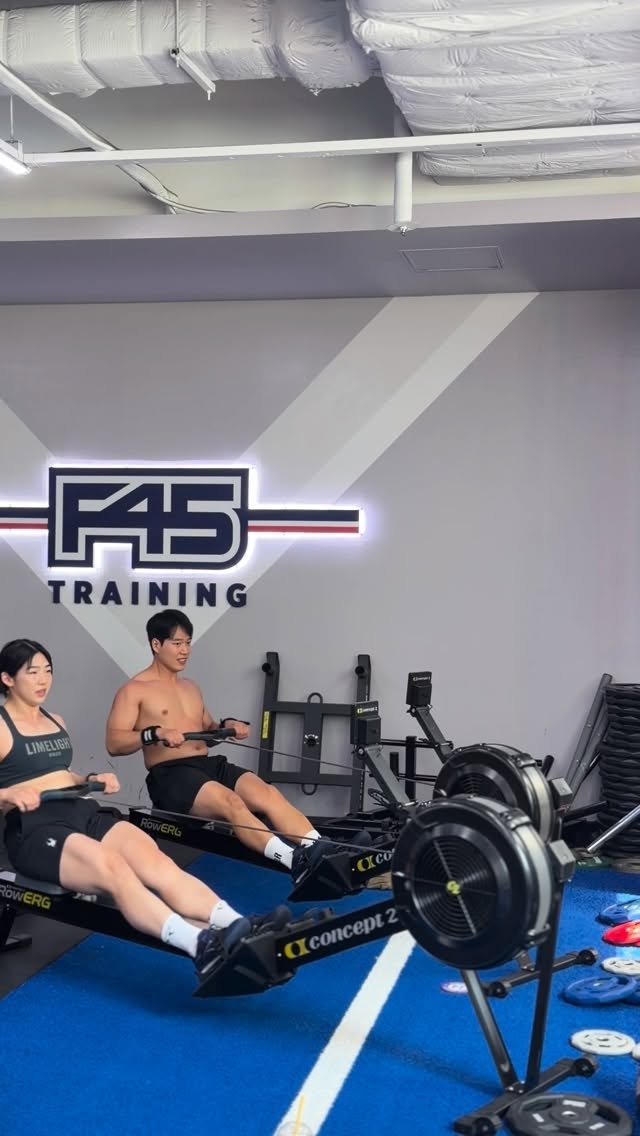 sy_iles27 게시물 이미지: 오전 수업하고 @s00000ng 코치님이랑 와드 🔥

운동 끝나고 바로 단백질...
