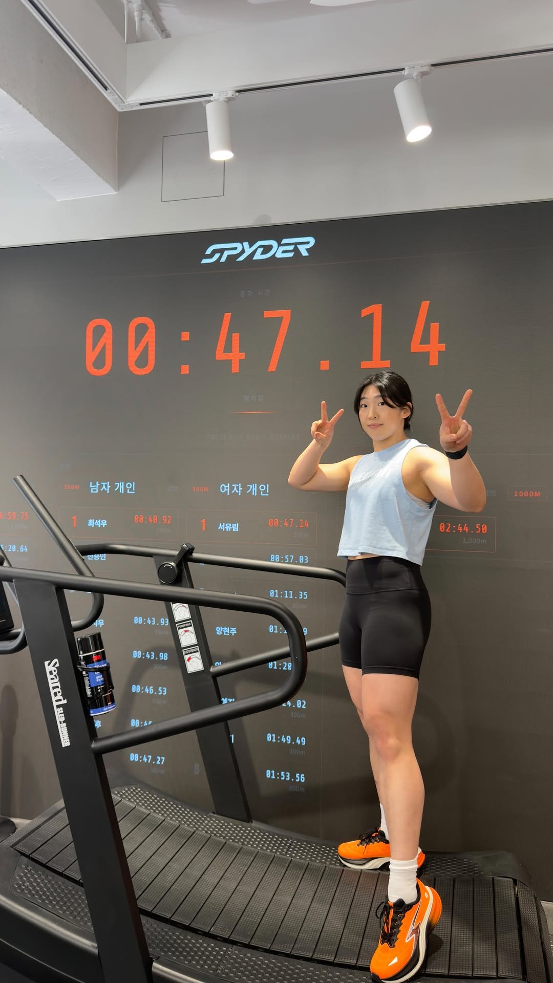 sy_iles27 게시물 이미지: @spyder_korea 
압구정 갔다가 
스파이더 트레드밀 이벤트 그냥 못...