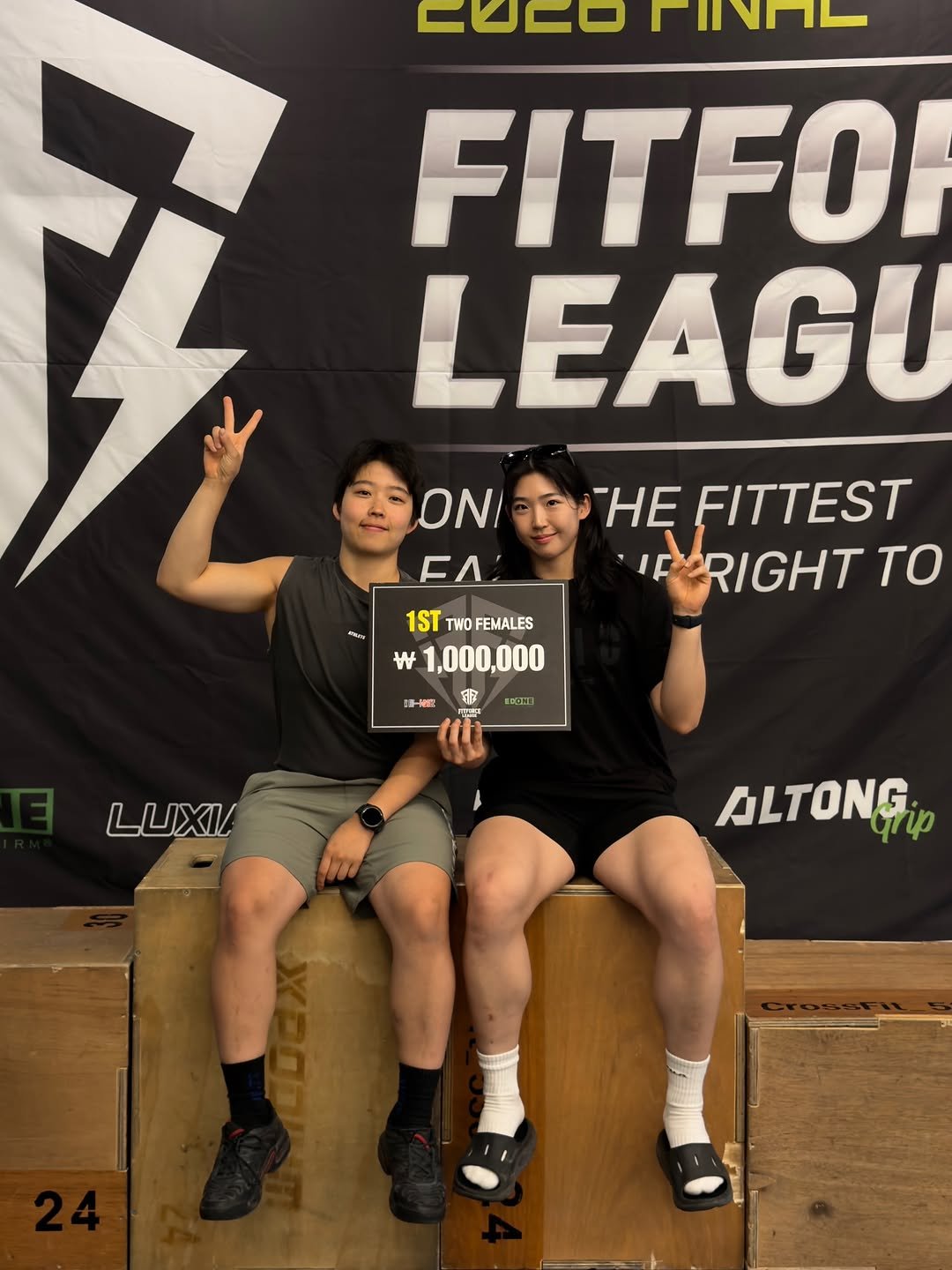 sy_iles27 게시물 이미지: @fitforce_league 🥇

크로스핏 대회로는 첫 포디움, 그리고 첫 1등...