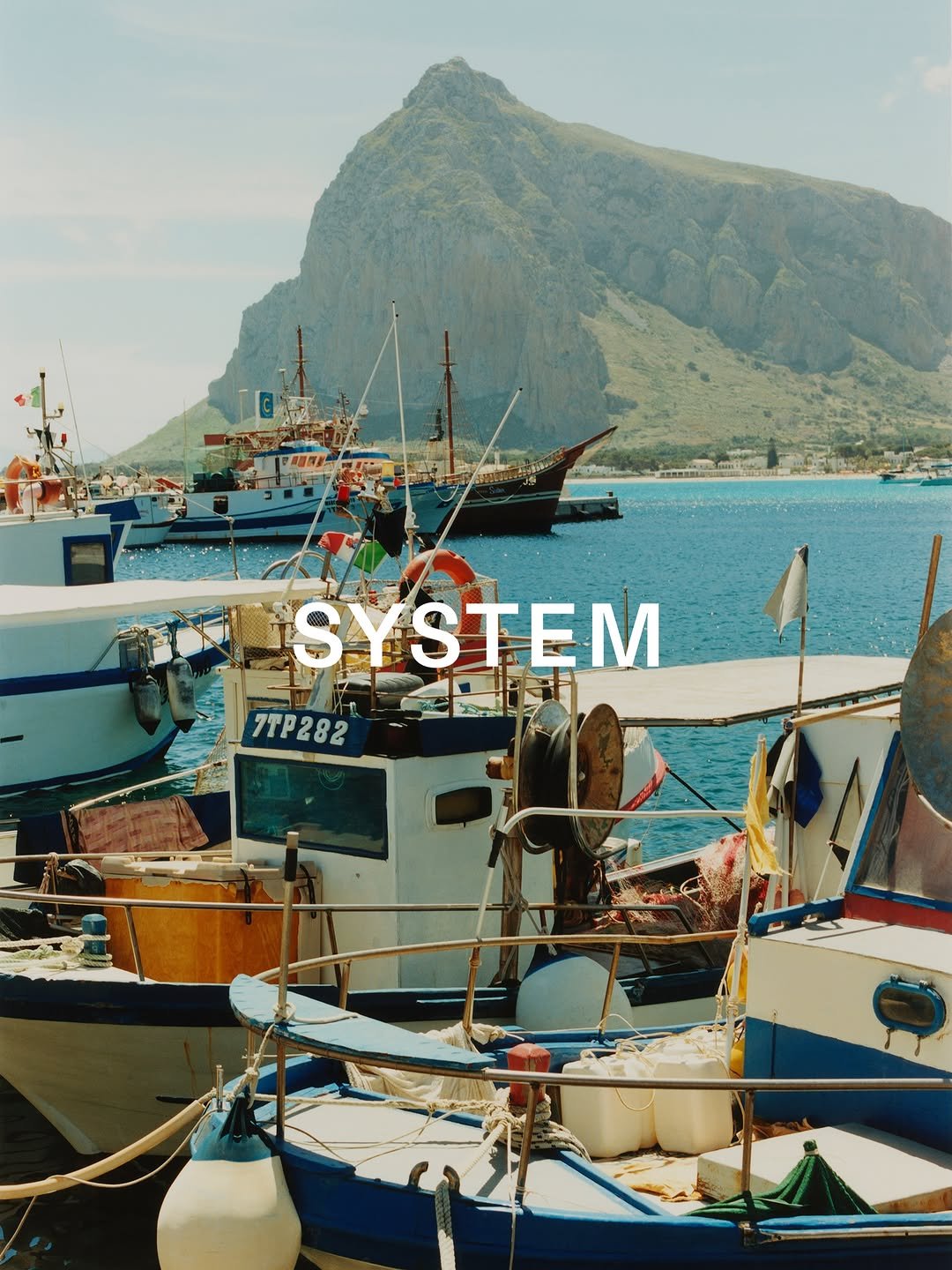 systemofficial 게시물 이미지: [#SYSTEMHOMME]

‘Between Moments’
SYSTEM HOMME...