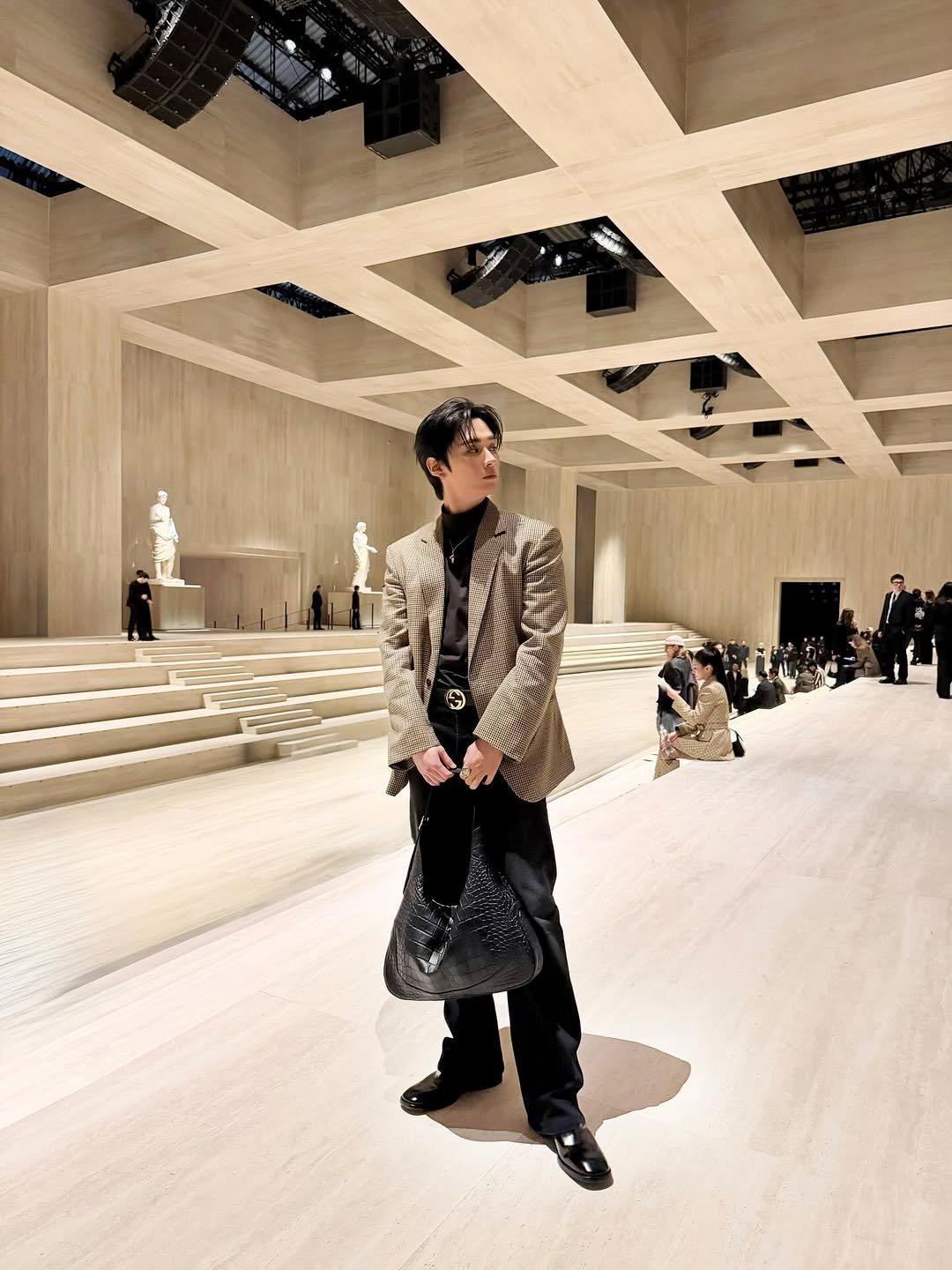 t.leeknowsaurus 게시물 이미지: Ciao Milano #GucciPrimavera