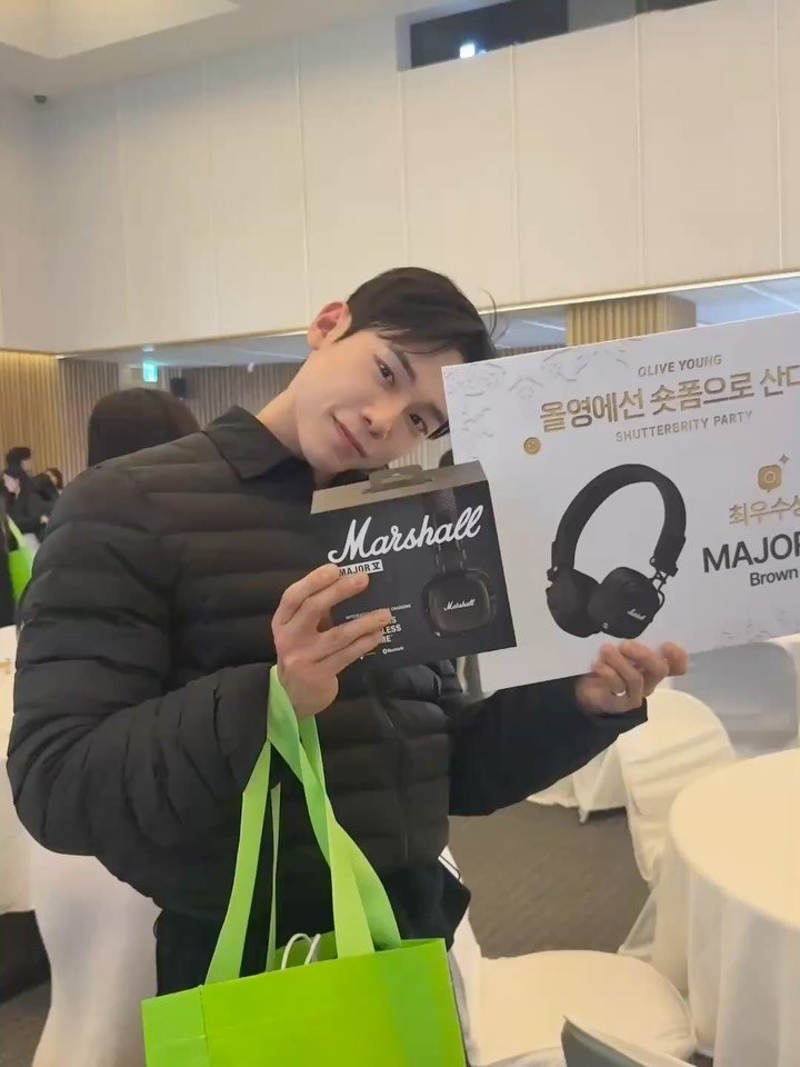 t_____j_ 게시물 이미지: 엄마 나 상탔어

#올리브영 #셔터브리티