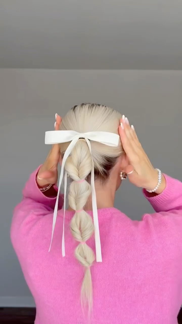 taaylor_xox 게시물 이미지: Valentine’s Day Hairstyle idea!!✨💕🎀 I love...