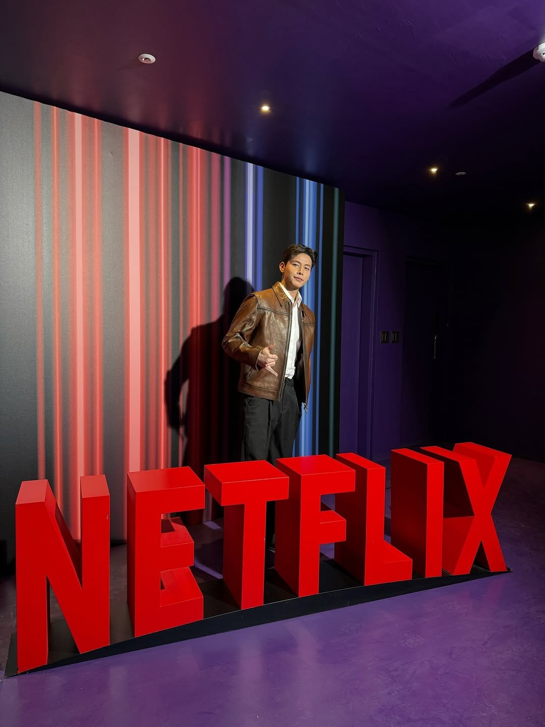 Photo shared by Theo Jang on March 20, 2026 tagging @netflix, and @netflixkr. May be an image of television, screen, poster and text that says 'NETFLIX'.