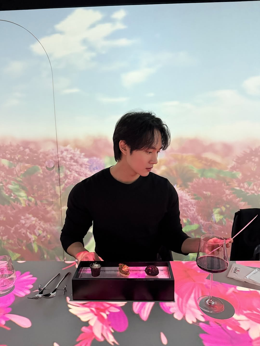 Photo by 이태리 on December 08, 2025. May be an image of musical instrument.