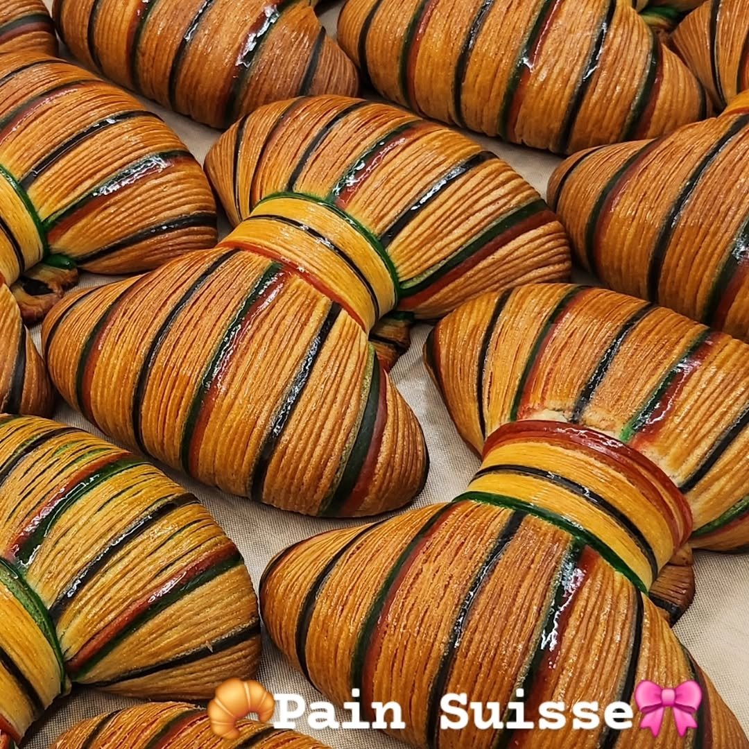 Photo by 빵굽는남자 on March 18, 2026. May be an image of basket and text that says '风量 Pain Suisse'.