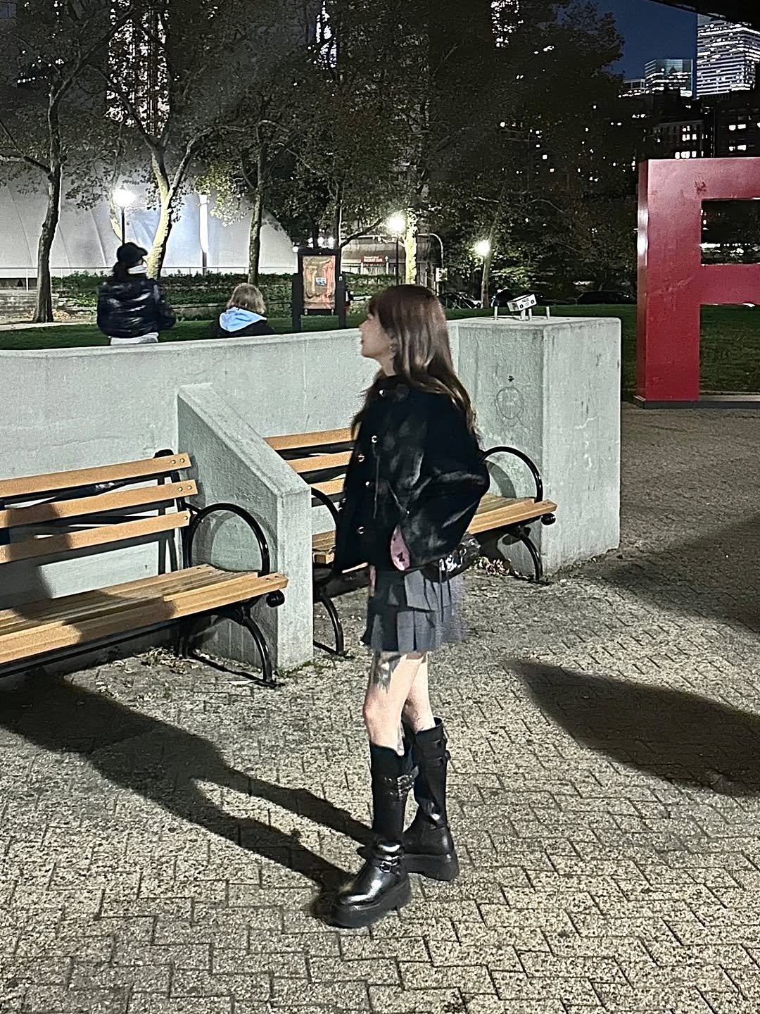 Photo shared by 히고미 on November 22, 2025 tagging @balenciaga, @zara, and @schism.inducing. May be an image of standing, duffle coat, overcoat, miniskirt, boots and text.