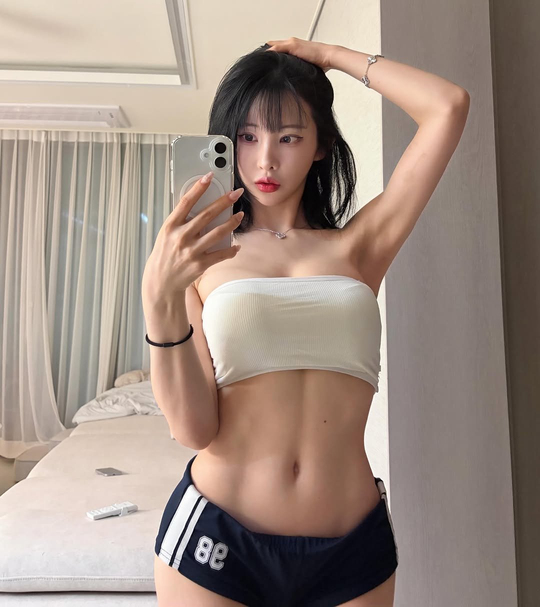 takoo_o_2 게시물 이미지: 헤어라인 문신해따!바람 불어도 조명 쎄도 자신감 👍💗
얼굴이 완저니 소두가...