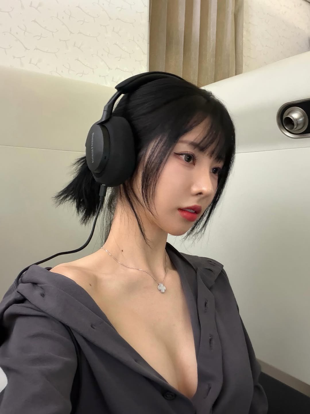 takoo_o_2 게시물 이미지: alone✈️