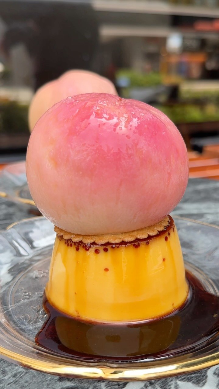 tamo__tyan 게시물 이미지: 贅沢な丸ごと桃プリン🍑

◎...