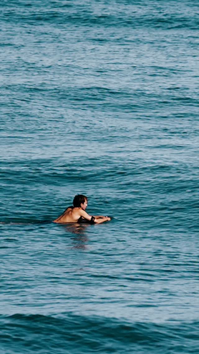 tanner_mcdaniel28 게시물 이미지: @tanner_mcdaniel28 cruising in the tropical...