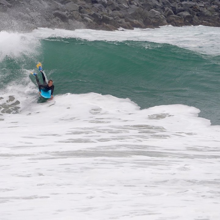 tanner_mcdaniel28 게시물 이미지: Mini morning 

Riding @science.bodyboards &...