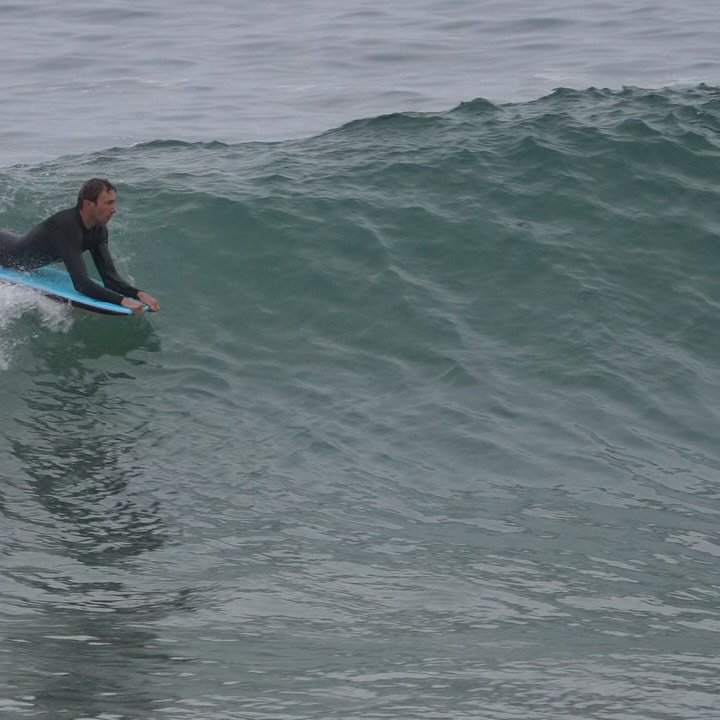 tanner_mcdaniel28 게시물 이미지: Breaking in a fresh @science.bodyboards before...