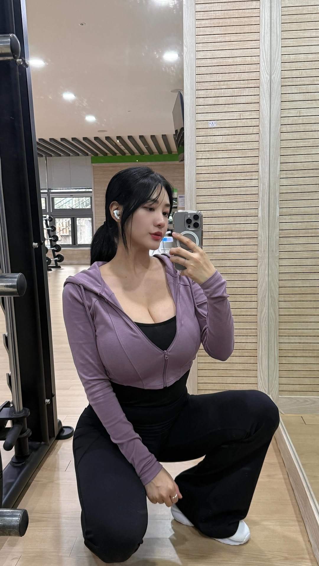 tashay0ung 게시물 이미지: 3년전에는 그랬어요.
건강공부를 하기 전까지는.

그냥 무조건 병원에 갔었지만
이게...