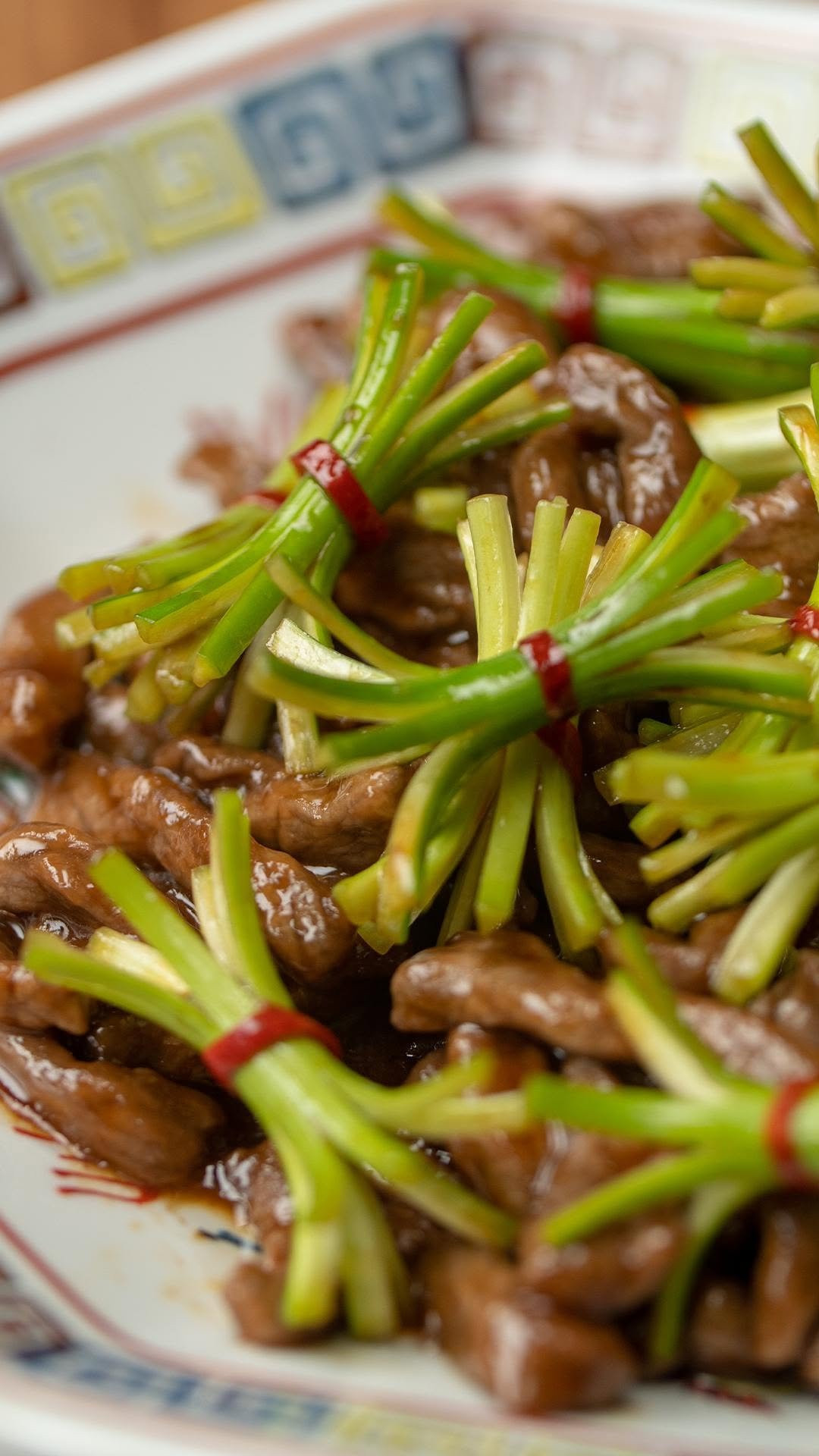 tastyjapan 게시물 이미지: 【パッと咲く】開くチンジャオロースが不思議すぎる... / Stir-fried Pork...