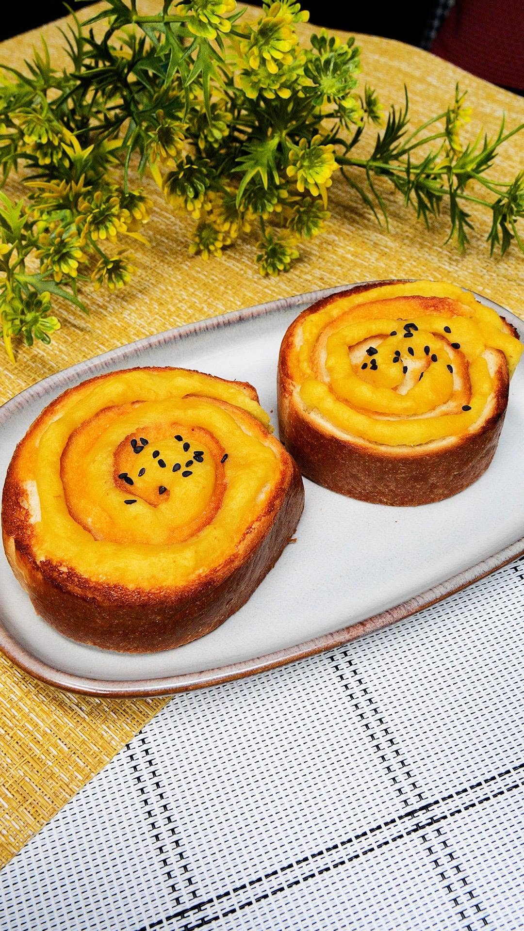 tastyjapan 게시물 이미지: 【さつまいもの甘さがたまらない】「トースターで簡単！」「おやつに最高」パンの耳でスイートポテト...