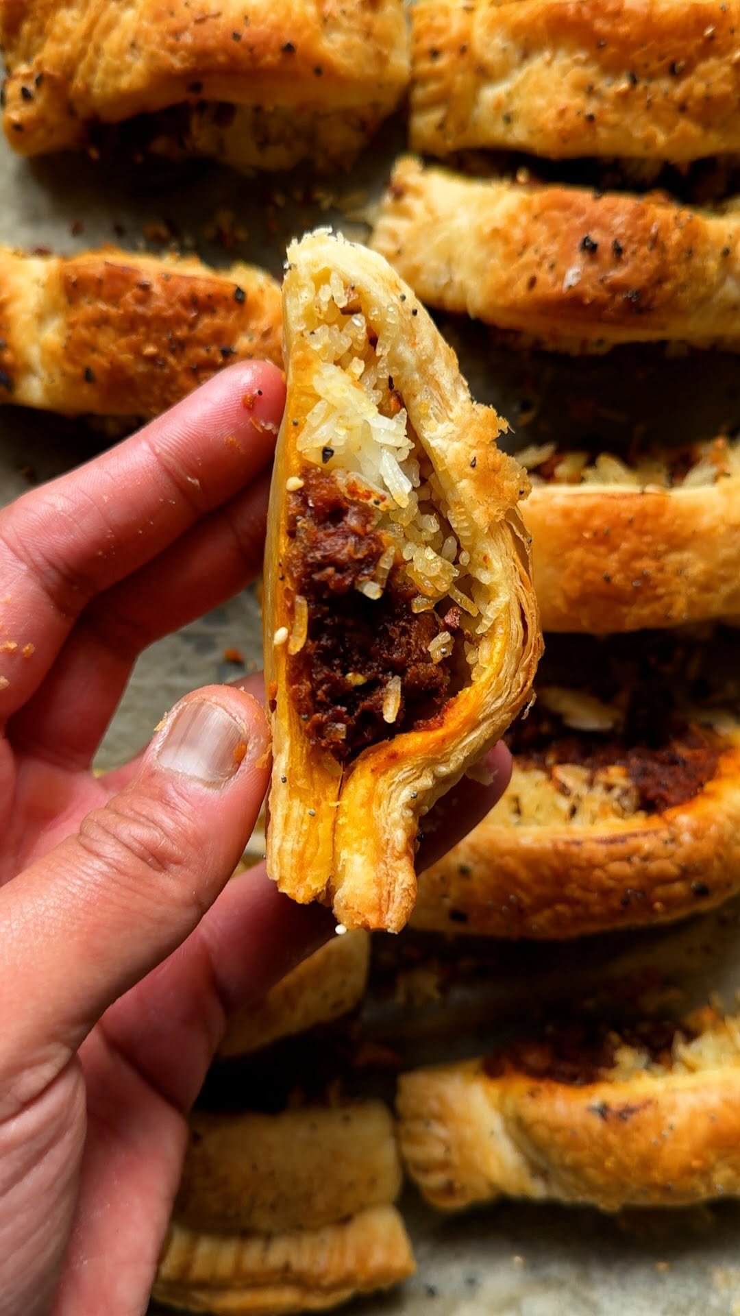 tastyuk 게시물 이미지: Vegan Longganisa & Garlic Fried Rice Sausage...