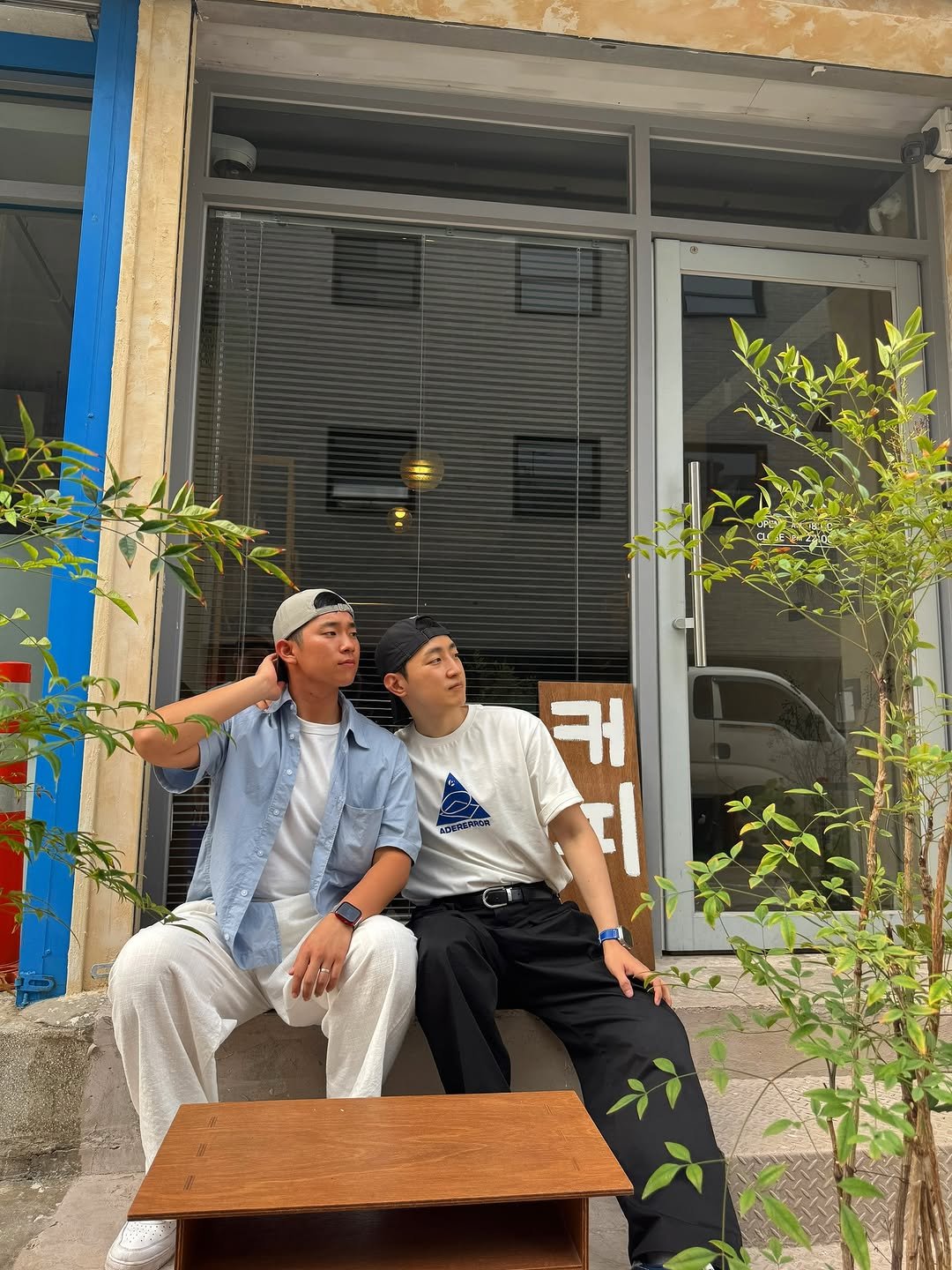 Photo by TATSUKI on August 18, 2025. May be an image of 2 people, cornflower and text.