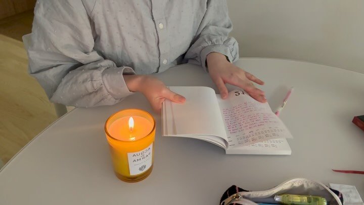 tayevenight 게시물 이미지: 한 주 브이로그 올렸어요 💭
이제 봄이라 그런가 예쁜 봄 옷 구경도 하고 쇼핑도...